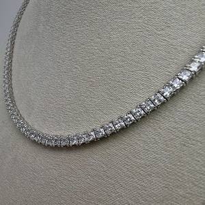 Cadena de tenis de diamante de corte princesa de 3,00 MM para mujer - Product Image 2