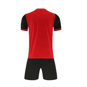 Fabricación de fábrica Ropa deportiva Uniforme de fútbol de alta calidad de color personalizado para adultos - Product Image 2