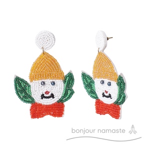 Orecchini di angelo pupazzo di neve fatti a mano | Gioielli artigianali | Regalo di festa per boutique a Toronto, Vancouver, Milano, Parigi e Berlino - Product Image 4