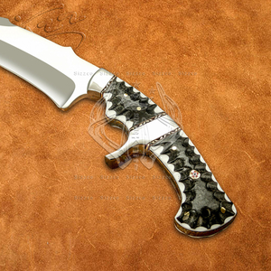 Couteau Bowie de chasse D2 en acier-Full Tang Sub Hilted fait à la main sur mesure avec étui en cuir, poignée ergonomique en Micarta, cadeau idéal - Product Image 4