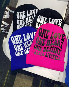 Bonnet gaufré tendance pour l'hiver Logo personnalisé Bonnet pour hommes Bonnet en tricot gaufré avec étiquette privée/étiquette tissée Fabriqué au Pakistan - Product Image 1