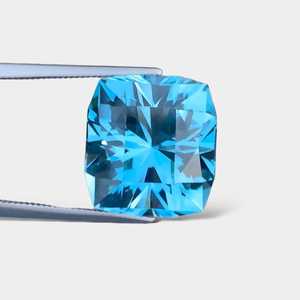 Topacio Azul Suizo de 19.20 CT, Corte Excelente y Preciso, Impecable - Product Image 1