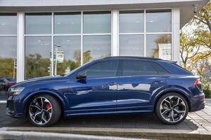 2021 ออดี้ RS Q8 4.0T ควอตโตร ประเภทเชื้อเพลิง เบนซิน สีภายนอก นาวาร่า บลู เมทัลลิก ซิตี้ MPG 13 สีภายใน สีดำ เอ็กซ์เพรส - Product Image 5