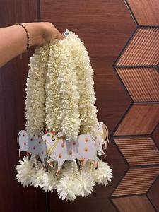 พวงมาลัยจัสมิน Pichwai แขวนอยู่วัดดิวาลีตกแต่งเทศกาลขึ้นบ้านใหม่ตามเทศกาลดั้งเดิมฉากหลังสำหรับอาบน้ำเด็กเล็ก - Product Image 5