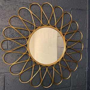 Morden Luxury Glam Nordic Elegant <b>Gold</b> Flower Metal Hot Selling <b>Bathroom</b> Round Decorative Round Metal Wall Decorative <b>Mirror</b> - Product Image 4