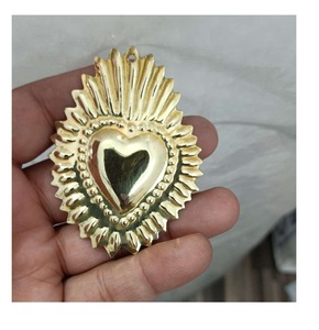 กระจกโลหะ Sacred Heart สำหรับตกแต่งบ้านและผนัง - Product Image 4