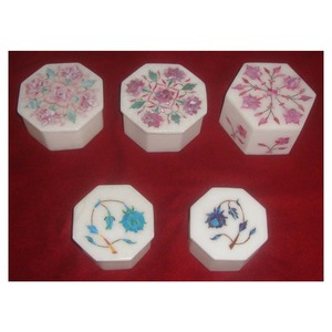 Pure Design and Latest Production <b>White</b> Marble Inlaid <b>Boxes</b> With Octagonal Shape for Home Decoration Purpose Item - Product Image 1