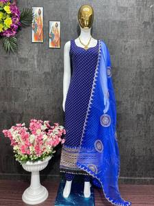 ชุดปาร์ตี้ผ้าไหมผู้หญิงทันสมัยชุดอินเดียปักกระจกเสื้อทำงาน dupatta แฟชั่นล่าสุดสำหรับโอกาสพิเศษสำหรับผู้ใหญ่ - Product Image 5