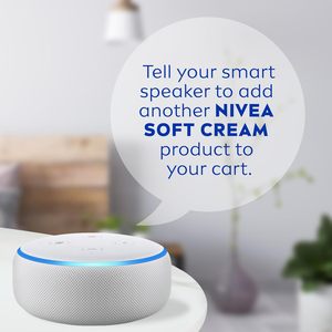 Crema Hidratante Suave y Refrescante NIVEA Soft, Hidratante Corporal Ligero para Rostro y Cuerpo, Aceite de Jojoba y Vitamina E, Tarro de 16 Onzas - Product Image 4