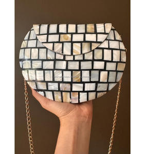 Colecciones Premium de lujo de embragues de resina nupcial de diseñador para mujeres embragues hechos a mano para dama de la moda - Product Image 1