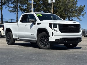 GM_C Sierra 1500 Elevation 2023 Usada en Buen Estado - Product Image 3