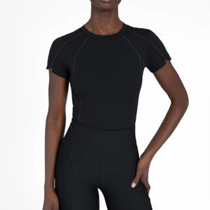 Camiseta de Equitación para Mujer 2026, Mangas Cortas, Ligera, Transpirable, Tejido Elástico, Capa Base Deportiva Ecuestre, Servicio OEM - Product Image 1