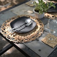 Sets de table tissés ronds en forme de fleur Boho réutilisables en gros Tapis de table en osier naturel jacinthe d'eau pour Table à manger Restaurant