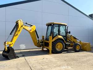 Nouvelle pelle sur chenilles CAT modèle 424 4x4 disponible dès maintenant - Product Image 2