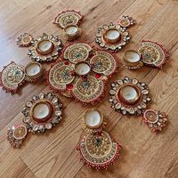 Décor à la maison traditionnel fleur artificielle photophore métal Rangoli chauffe-plat lumières pour les célébrations du Festival indien en vente
