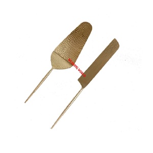 Cubiertos elegantes clásicos de diseño hechos a mano cubiertos de metal elegantes de excelente calidad para mesas de hotel y restaurante - Product Image 6