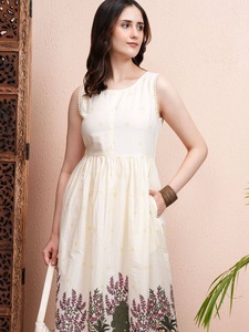 Robe mi-longue ajustée et évasée à imprimé floral de fabrication indienne pour les fêtes de jardin et les événements d'été pour l'approvisionnement mondial - Product Image 5