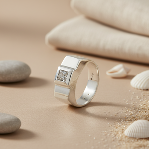 Bijoux fins pour hommes en argent 925 plaqué rhodium, pierre carrée, sertissage bezel, finition or blanc - Product Image 3