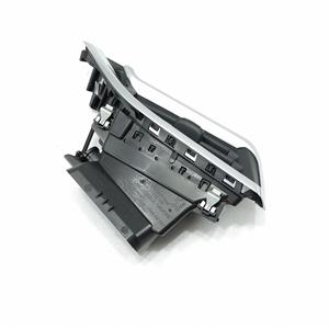 GRILLE DE VENTILATION GAUCHE DU TABLEAU DE BORD PEUGEOT 2008 1ère Série 9633131777 (13>) - Product Image 3