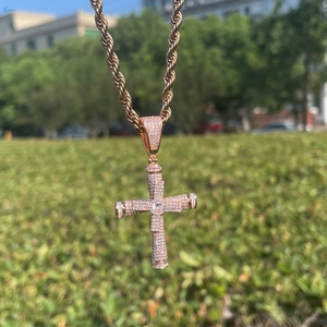 Pendentif croix de luxe en moissanite Collier croix glacé coupe baguette Pendentif bling hip hop - Product Image 6