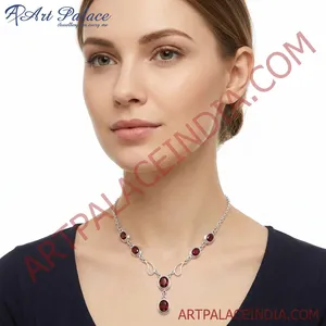 Collier pendentif classique en argent 925 avec grenat, serti clos, design goutte d'eau, pour femme, à porter au quotidien - Product Image 2
