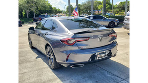 Acura TLX FWD 2023 con Paquete A-Spec, Usado en Excelentes Condiciones - Product Image 5