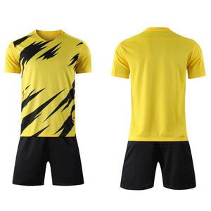 Conjunto de Uniformes de Fútbol Personalizados Sublimados en Blanco, Ropa Deportiva, Material 100% Poliéster, Conjunto de Uniformes de Fútbol - Product Image 6