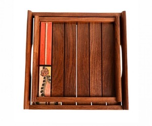 ถาดไม้ขนาดใหญ่ทำด้วยมือและขัดเงาสำหรับเป็นของขวัญตามเทศกาลและตกแต่งบ้าน - Product Image 1