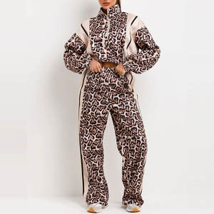 Ensemble de survêtement pour femme toutes couleurs, 100% coton, décontracté, hiver, uni, polaire, respirant, lavable, séchage rapide, style haut de gamme - Product Image 3