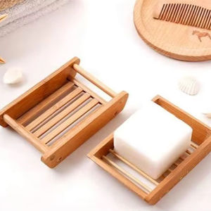 Jabonera de bambú natural hecha a mano con drenaje Bandeja de jabón de madera de superficie personalizada y estante para uso en el baño de la India - Product Image 1