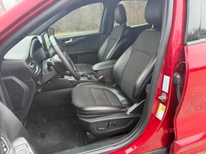 Ford Escap ST Line 2024, Superventas, Transmisión Automática, Asientos de Cuero - Product Image 5