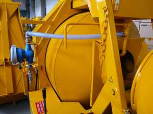 Self loading cement mixer Hydraulic concrete mixer diesel concrete pump for sale for professional use mobile concrete mixer - Product Image 6