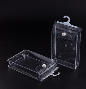 Pochette transparente personnalisée en plastique avec soufflet latéral et fermeture à bouton, emballage étanche pour vêtements, literie et serviettes - Product Image 4