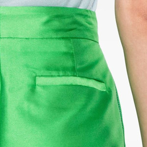 Shorts en satin de meilleure qualité pour femmes Design personnalisé Vêtements confortables Décoration de logo Fourniture en gros de haute qualité Shorts chauds - Product Image 5