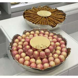Cuenco de metal chapado en oro con soporte de madera, cuenco de chocolate moderno ecológico, exhibición de postres para bodas y fiestas - Product Image 6
