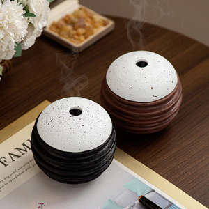 Quemador Bakhoor de resina epoxi de madera natural hecho a mano soporte de cono de carbón tradicional para incienso y esencial - Product Image 5