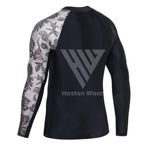 Vêtements de sport pour hommes Rash Guard à manches longues Tissu doux confortable Fabriqué en spandex Chemises de compression à prix de gros - Product Image 5
