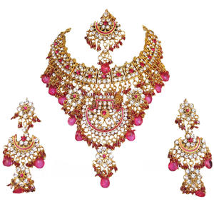 Ensemble de bijoux artificiels vintage en alliage plaqué or, fleurs, pour femmes, fiançailles, fête, mariage, anniversaire, collier, boucles d'oreilles - Product Image 3