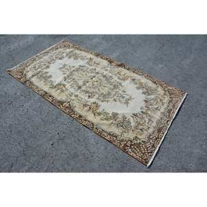 Alfombra turca vintage de gran superficie de 3,4x7 pies, clásica, de lana beige y marrón con respaldo de látex, patrón de retazos para dormitorio, pasillo, cabecera - Product Image 2