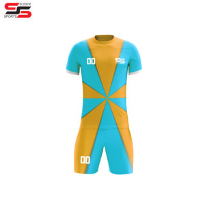 Vente en gros d'uniformes de football avec des matériaux de haute qualité et de construction pour équipes nationales et internationales - Product Image 1