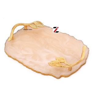 Bandeja/plato para servir multifuncional hecho a mano ovalada de resina blanca marfil crema elegantes asas doradas patrón geométrico decorativo - Product Image 2