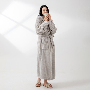 <span class=keywords><strong>Accappatoio</strong></span> in pile corallo morbido e spesso con cappuccio, da donna e uomo, assorbente, per hotel e spa, con logo a righe sul davanti, ODM, colletto <span class=keywords><strong>verde</strong></span> a frutta - Product Image 3