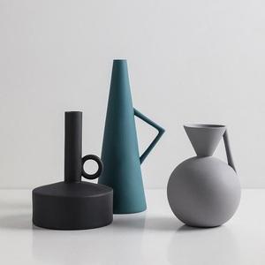 Diseño de acristalamiento azul Florero de cerámica hecho a mano indio Decoración del hogar Oficina y Hotel Diseño moderno Floreros de cerámica elegantes - Product Image 3