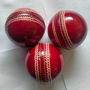 2025 nueva llegada fabricante paquistaní deportes Cricket pelota dura único Color personalizado Cricket pelota dura - Product Image 4