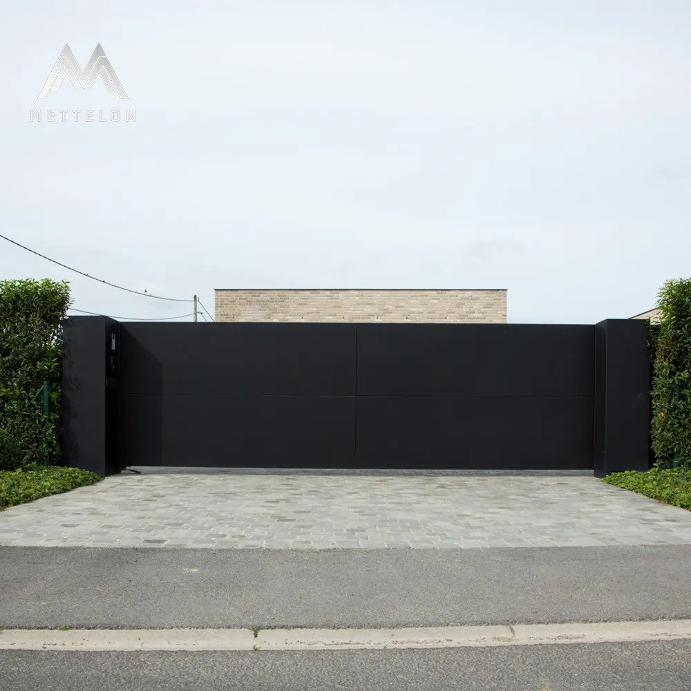 Ağır özelleştirilmiş yüksek kalite dekoratif açık bahçe avlu giriş alüminyum Driveway kapısı çift salıncak Modern tarzı
