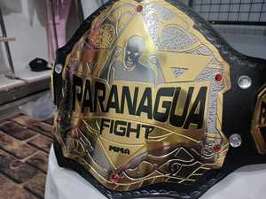 Bracelet en cuir véritable souple personnalisable de 2mm Ceinture de récompense de championnat poids lourd pour la lutte et les arts martiaux - Product Image 2