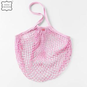 Sac en filet en maille de coton biologique avec logo personnalisable lavable et réutilisable pour l'emballage de fruits légumes chocolat divers pour le shopping - Product Image 2