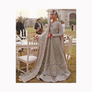 Lehenga choli ขายดีที่สุดลำดับ9มม. พร้อมชุดงานแต่งงานของผู้จำหน่ายอินเดียปักด้วยมือ - Product Image 2