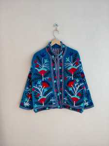 Veste en velours suzani faite à la main, broderie ethnique artisanale, manteau d'hiver bohème, tenue artistique de festival, veste suzani pour femmes - Product Image 1