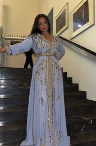 BELLE BRODERIE DÉCENTE ZARI TRAVAIL SUR ROBE CAFTAN AVEC PERLES DE VERRE EN CRISTAL OMBRÉES, PIERRE, SEQUENCE,DABKA WORK @ 2024 - Product Image 2